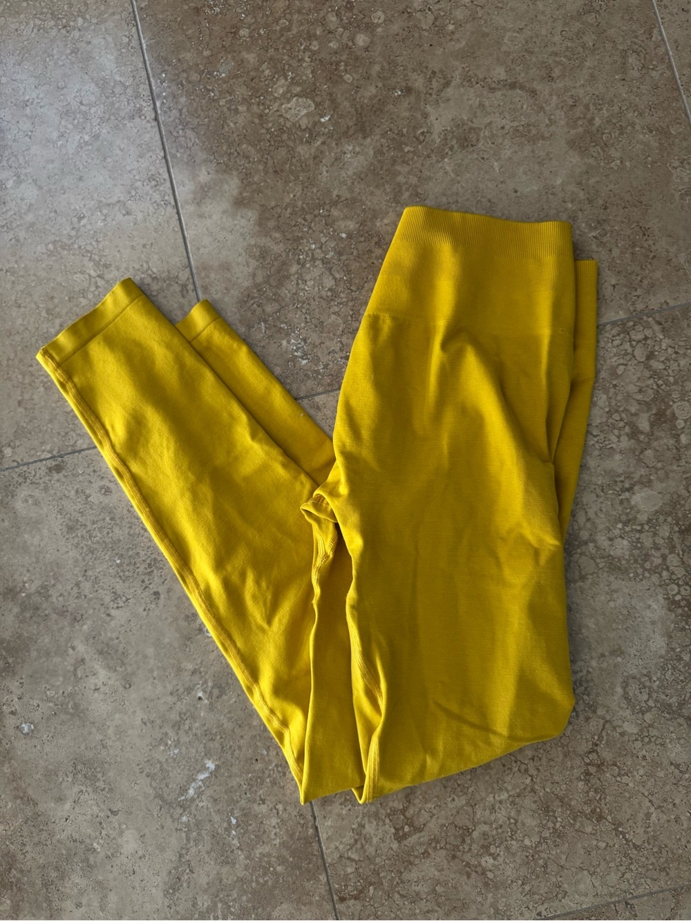 Alphalete Mustard Yellow Seamless Leggings